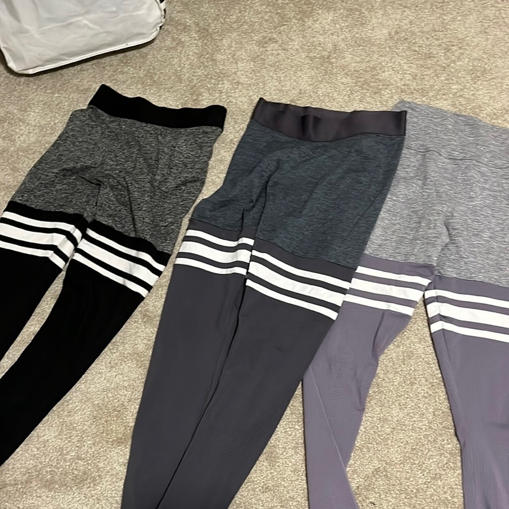 Three set of bombshell leggings